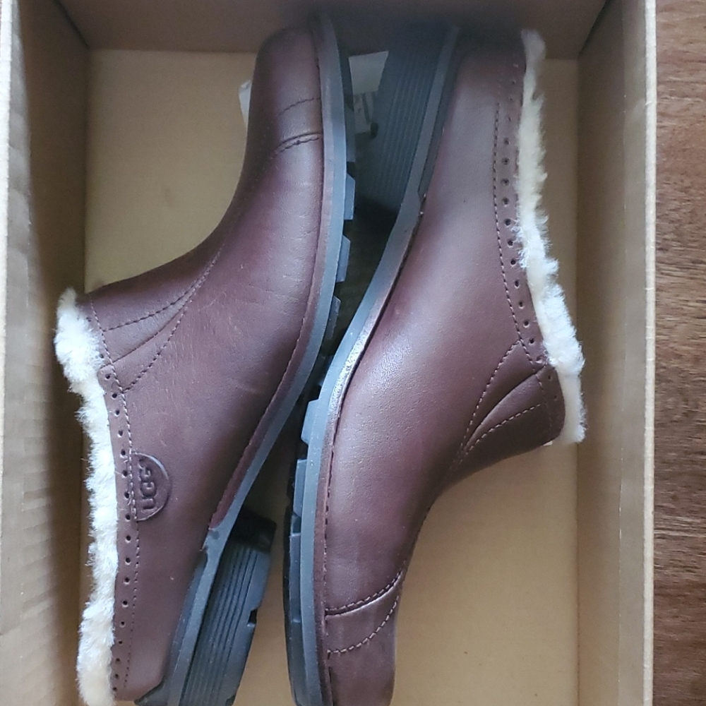 Ugg's Slip on Mules